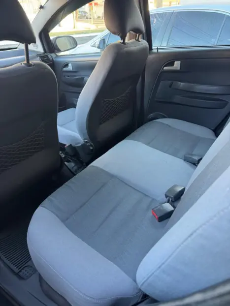 VOLKSWAGEN Crossfox 1.6 4P FLEX, Foto 11 VOLKSWAGEN Crossfox 1.6 4P FLEX, Foto 11