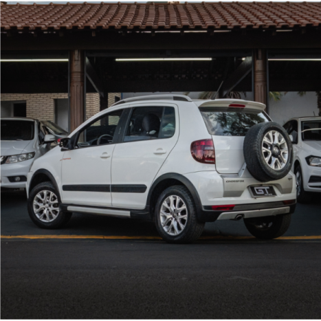 VOLKSWAGEN Crossfox 1.6 4P FLEX, Foto 2