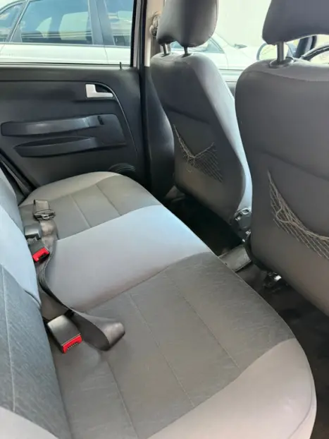 VOLKSWAGEN Crossfox 1.6 4P FLEX, Foto 9