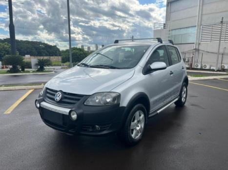 VOLKSWAGEN Crossfox 1.0 12V 4P FLEX, Foto 1