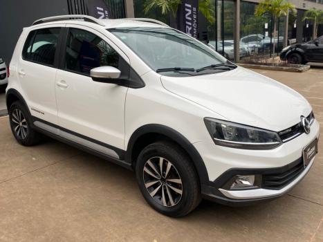 VOLKSWAGEN Crossfox 1.0 12V 4P FLEX, Foto 1