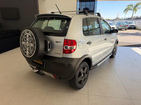VOLKSWAGEN Crossfox 1.6 4P FLEX, Foto 6