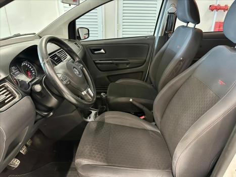 VOLKSWAGEN Crossfox 1.6 4P FLEX, Foto 4