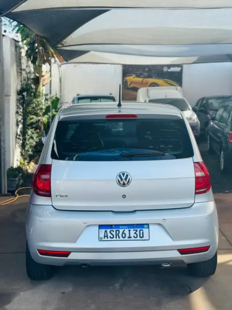 VOLKSWAGEN Fox 1.0 4P PLUS FLEX, Foto 10 VOLKSWAGEN Fox 1.0 4P PLUS FLEX, Foto 10