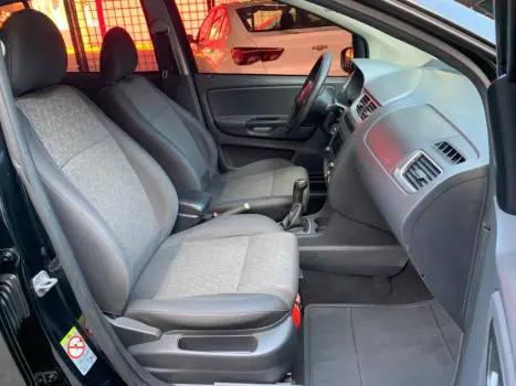 VOLKSWAGEN Fox 1.0 4P BLACKFOX FLEX, Foto 8