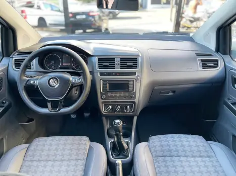 VOLKSWAGEN Fox 1.0 4P COMFORTLINE FLEX, Foto 10