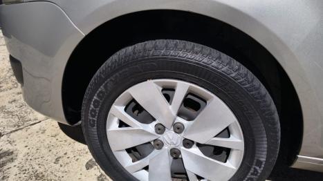 VOLKSWAGEN Fox 1.0 4P TREND FLEX, Foto 12