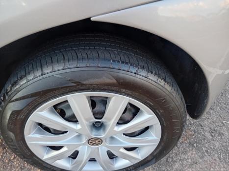 VOLKSWAGEN Fox 1.0 4P TREND FLEX, Foto 2