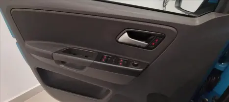 VOLKSWAGEN Fox 1.0 4P COMFORTLINE FLEX, Foto 12