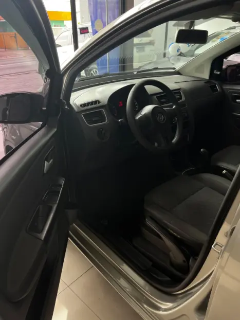 VOLKSWAGEN Fox 1.0 4P FLEX, Foto 9