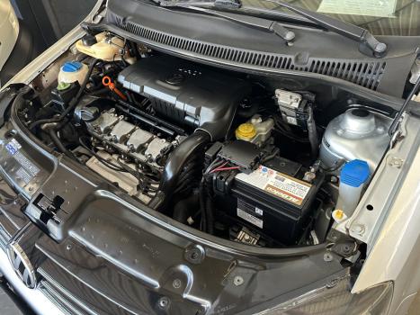 VOLKSWAGEN Fox 1.0 4P TREND FLEX, Foto 8
