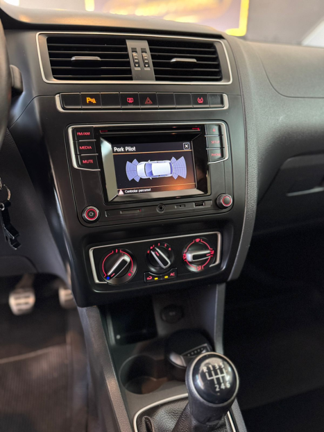 VOLKSWAGEN Fox 1.6 16V 4P MSI HIGHLINE FLEX, Foto 10