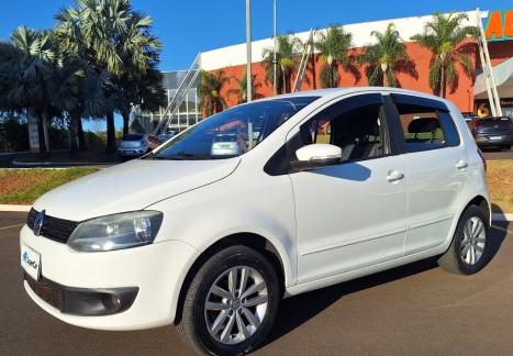 VOLKSWAGEN Fox 1.6 4P TRENDLINE FLEX, Foto 1
