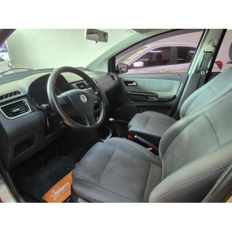 VOLKSWAGEN Fox 1.6 4P TREND FLEX, Foto 4