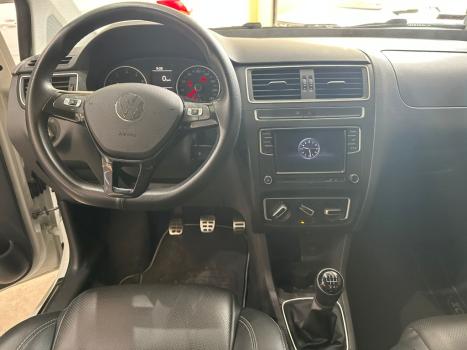 VOLKSWAGEN Fox 1.6 4P CONNECT FLEX, Foto 4 VOLKSWAGEN Fox 1.6 4P CONNECT FLEX, Foto 4