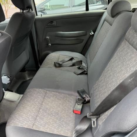 VOLKSWAGEN Fox 1.6 4P FLEX, Foto 6