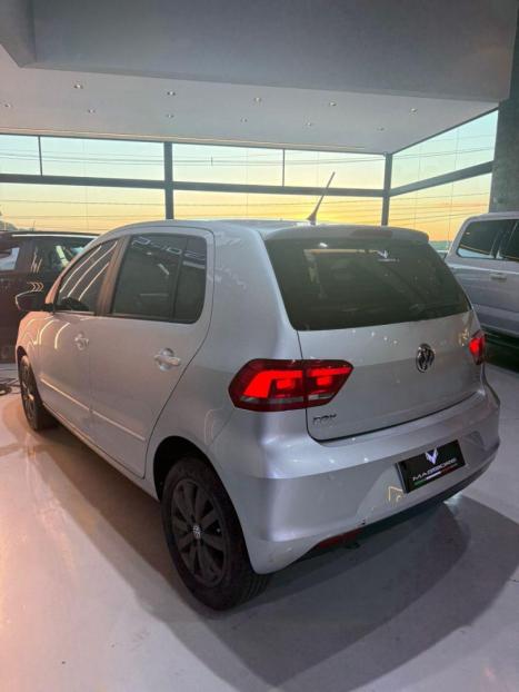 VOLKSWAGEN Fox 1.6 4P MSI TRENDLINE FLEX, Foto 6