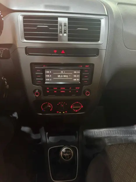 VOLKSWAGEN Fox 1.6 4P MSI TRENDLINE FLEX, Foto 12
