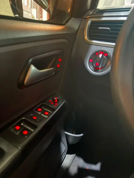 VOLKSWAGEN Fox 1.6 4P MSI TRENDLINE FLEX, Foto 13