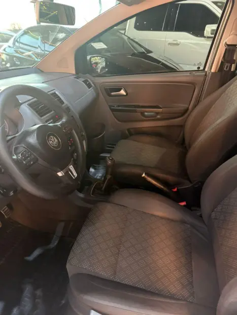 VOLKSWAGEN Fox 1.6 4P MSI TRENDLINE FLEX, Foto 15