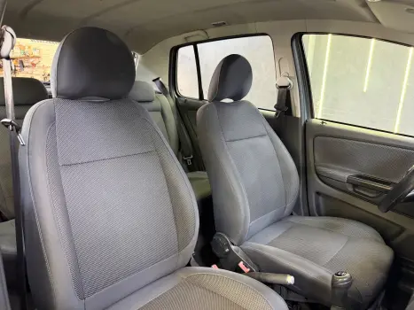 VOLKSWAGEN Fox 1.6 4P FLEX, Foto 10