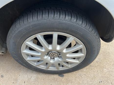 VOLKSWAGEN Fox 1.6 4P, Foto 9