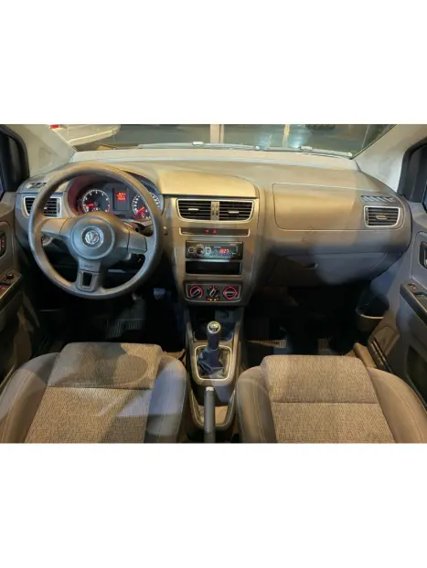 VOLKSWAGEN Fox 1.6 4P, Foto 14