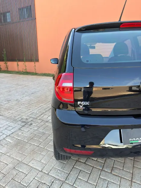 VOLKSWAGEN Fox 1.6 4P, Foto 9