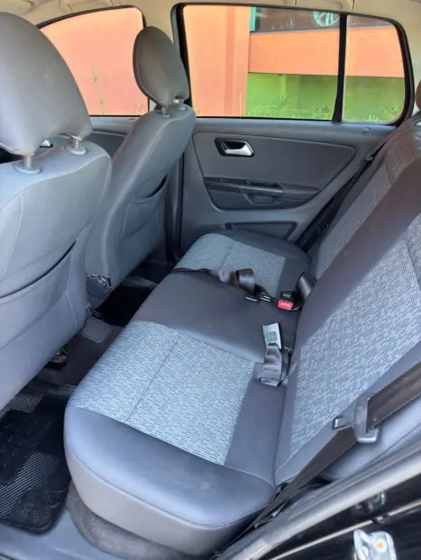 VOLKSWAGEN Fox 1.6 4P, Foto 11