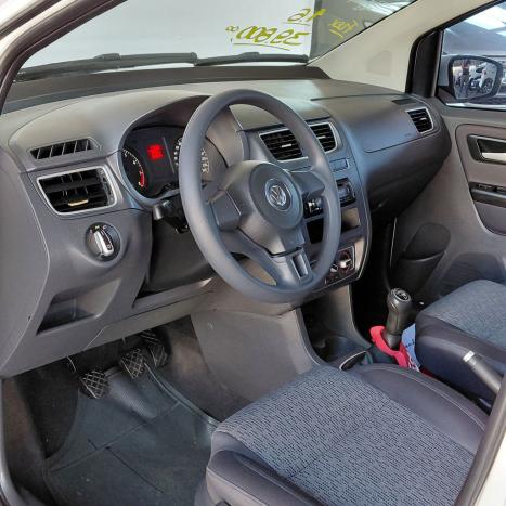 VOLKSWAGEN Fox 1.6 4P TREND FLEX, Foto 6