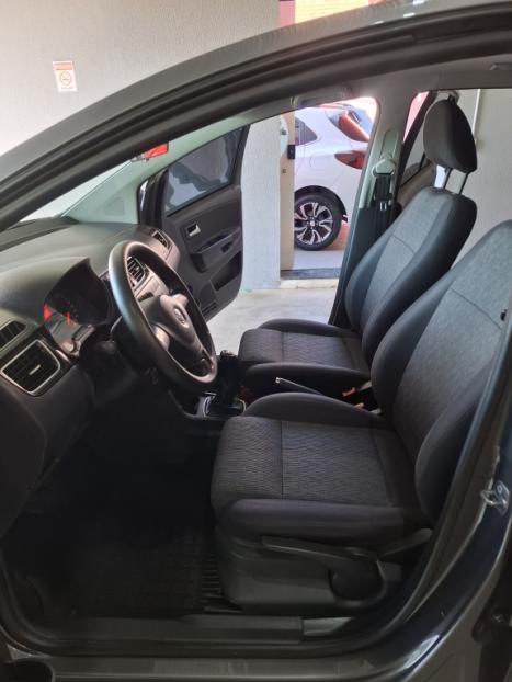 VOLKSWAGEN Fox 1.6 4P TREND FLEX, Foto 8