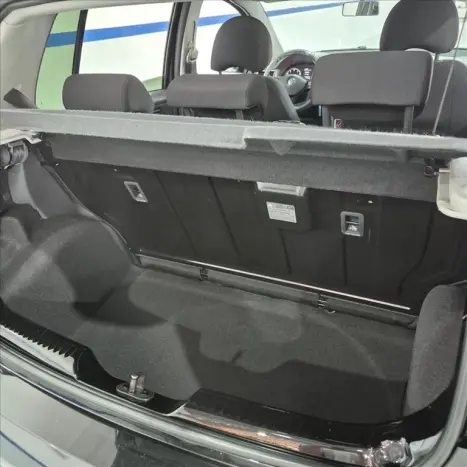 VOLKSWAGEN Fox 1.6 4P CONNECT FLEX, Foto 14