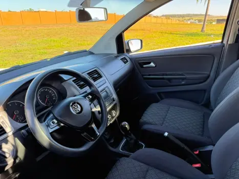 VOLKSWAGEN Fox 1.6 4P MSI COMFORTLINE FLEX, Foto 7
