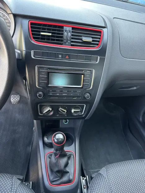 VOLKSWAGEN Fox 1.6 4P ROCK IN RIO FLEX, Foto 11