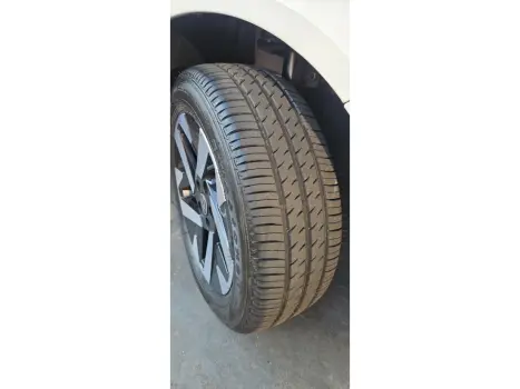 VOLKSWAGEN Fox 1.6 4P, Foto 7