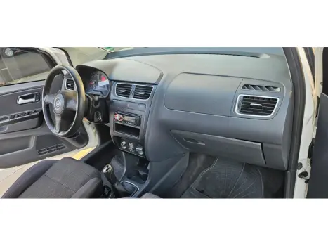 VOLKSWAGEN Fox 1.6 4P, Foto 9