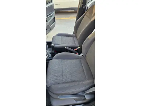 VOLKSWAGEN Fox 1.6 4P, Foto 11
