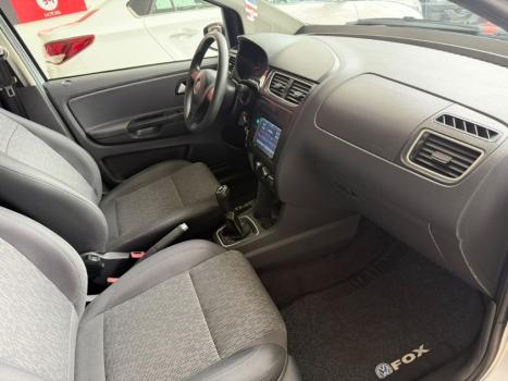 VOLKSWAGEN Fox 1.6 4P, Foto 7