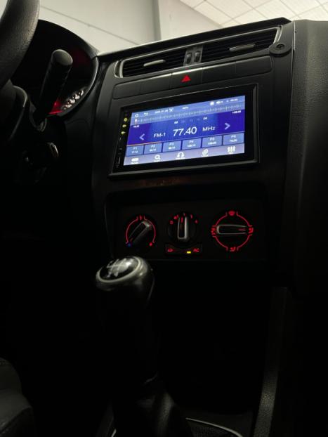 VOLKSWAGEN Fox 1.6 4P FLEX, Foto 4
