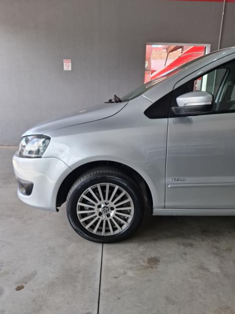 VOLKSWAGEN Fox 1.6 4P TREND FLEX, Foto 10