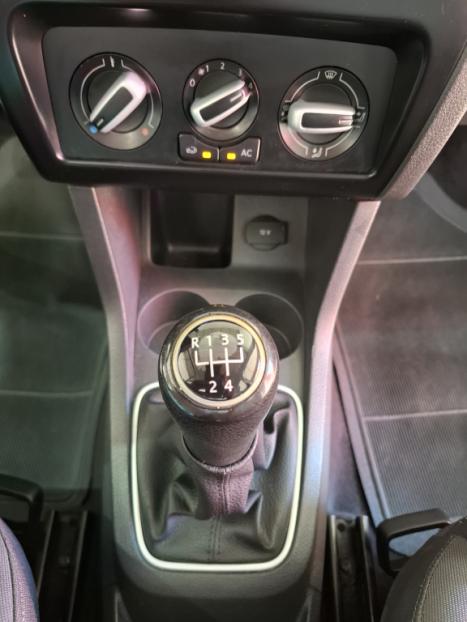 VOLKSWAGEN Fox 1.6 4P TREND FLEX, Foto 23