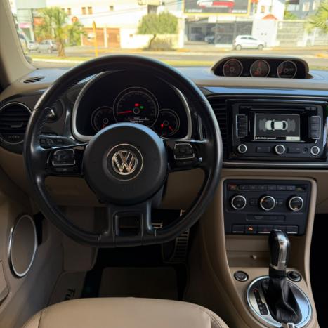 VOLKSWAGEN Fusca 2.0 16V TSI AUTOM�TICO, Foto 15