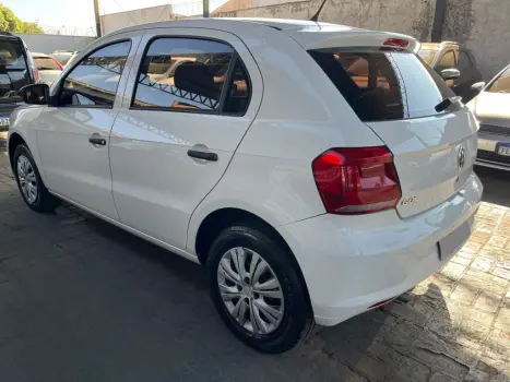 VOLKSWAGEN Gol 1.0 12V 4P FLEX MPI G7 TRENDLINE, Foto 4 VOLKSWAGEN Gol 1.0 12V 4P FLEX MPI G7 TRENDLINE, Foto 4