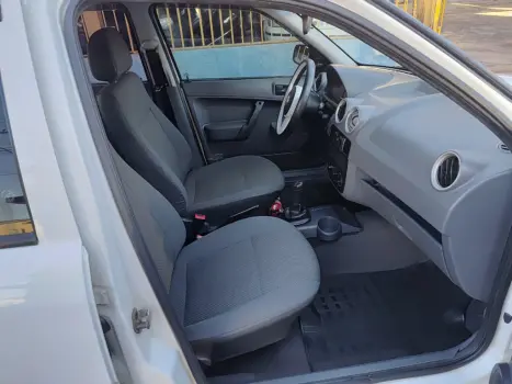 VOLKSWAGEN Gol 1.0 4P G4 FLEX, Foto 13