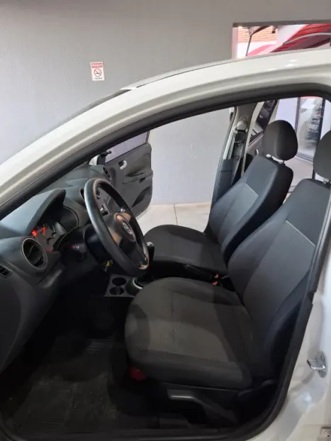 VOLKSWAGEN Gol 1.0 4P G6 FLEX CITY, Foto 17