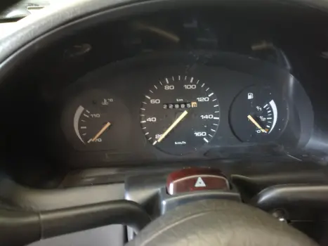 VOLKSWAGEN Gol 1.0, Foto 2