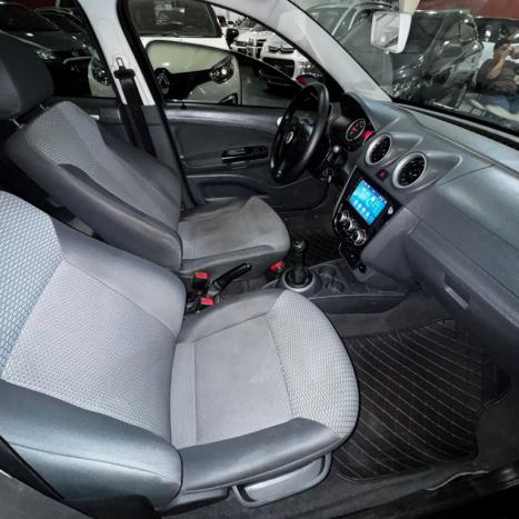 VOLKSWAGEN Gol 1.6 MI 4P, Foto 10