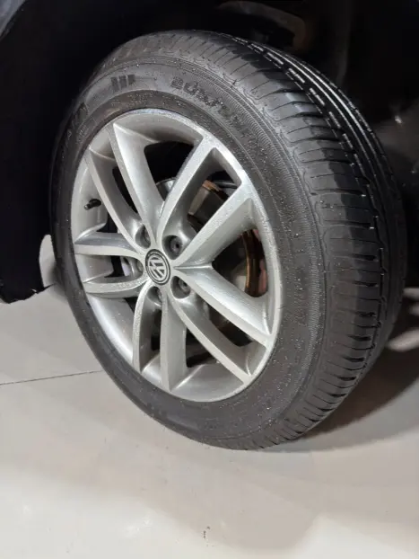 VOLKSWAGEN Golf 1.6 4P FLEX, Foto 6