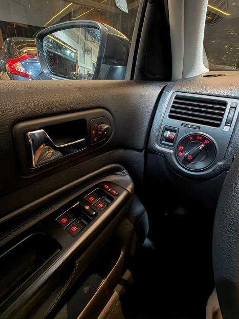 VOLKSWAGEN Golf 1.6 4P FLEX, Foto 16