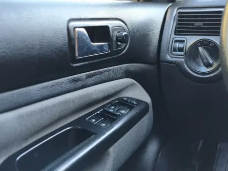 VOLKSWAGEN Golf 1.6 4P FLEX, Foto 7